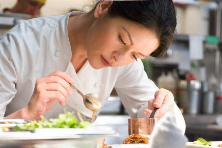 ما هي وظيفة الشيف